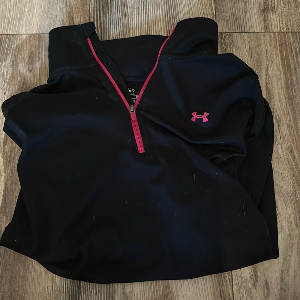 under armor long sleeve women’s medium